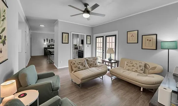 $249,000 | 600 Bagby Avenue, Unit 2A, Waco, TX 76706