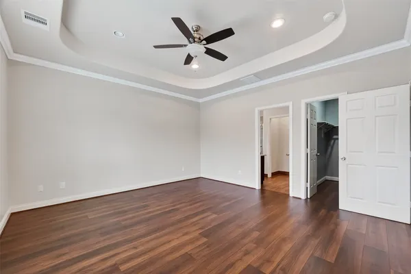 $405,000 | 213 West Jackson Avenue, Pasadena, TX 77506