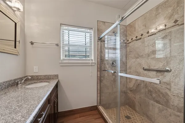 $405,000 | 213 West Jackson Avenue, Pasadena, TX 77506