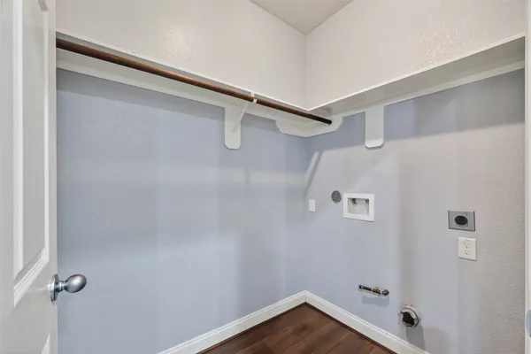 $405,000 | 213 West Jackson Avenue, Pasadena, TX 77506