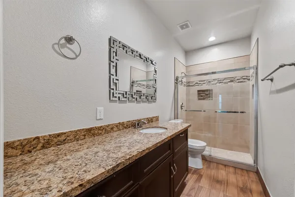 $405,000 | 213 West Jackson Avenue, Pasadena, TX 77506