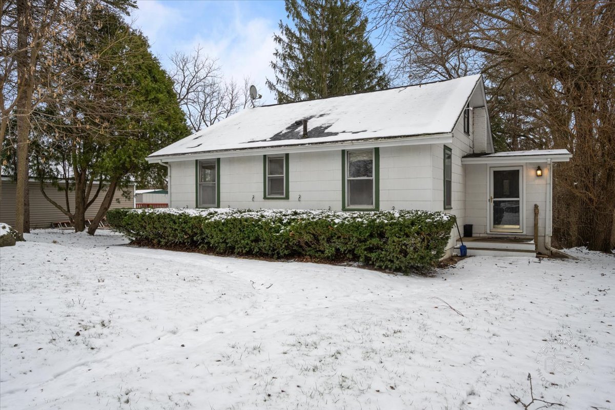 401 East Main Street Cary, IL 60013 - Photo 1 of 20 Gallery Image 1