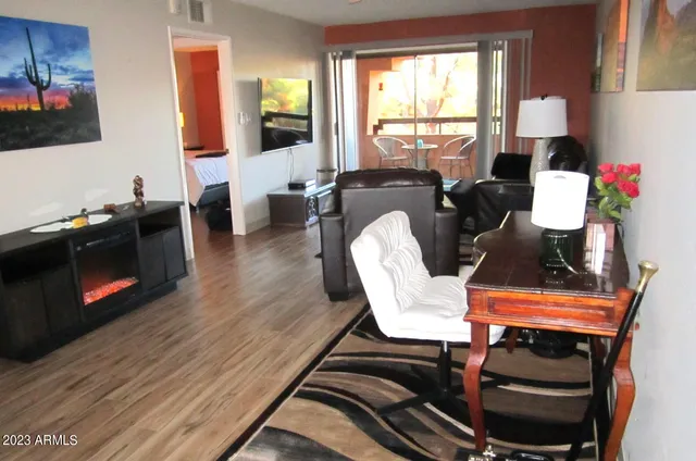 $3,900 | 12222 North Paradise Village Parkway West, Unit 402, Phoenix, AZ 85032