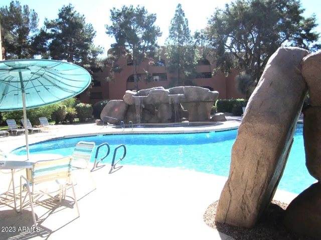 $3,900 | 12222 North Paradise Village Parkway West, Unit 402, Phoenix, AZ 85032