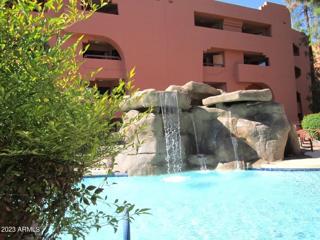 $3,900 | 12222 North Paradise Village Parkway West, Unit 402, Phoenix, AZ 85032