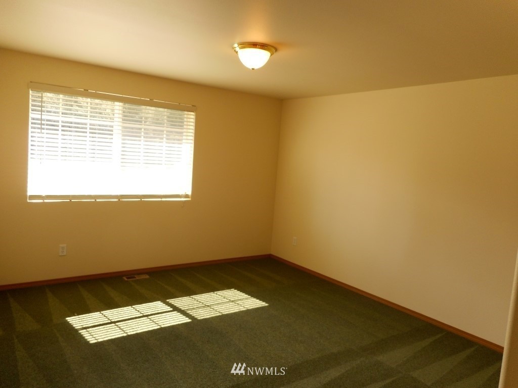 111-16 Shiloh Road Winlock, WA 98596 - Photo 14 of 21