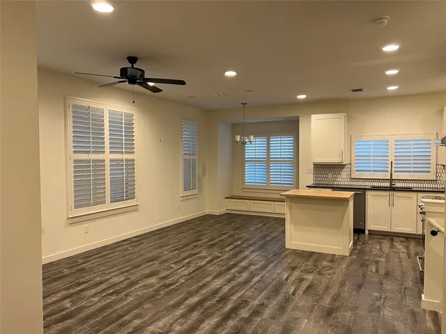 $369,900 | 1145 North Academy Avenue, Unit 2, New Braunfels, TX 78130