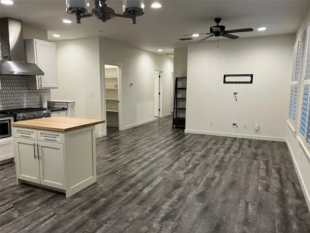 $369,900 | 1145 North Academy Avenue, Unit 2, New Braunfels, TX 78130