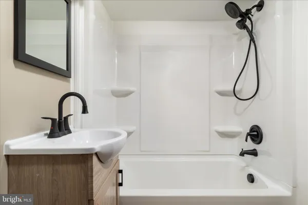 $299,900 | 325 Ritenour Street, Front Royal, VA 22630