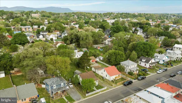 $299,900 | 325 Ritenour Street, Front Royal, VA 22630