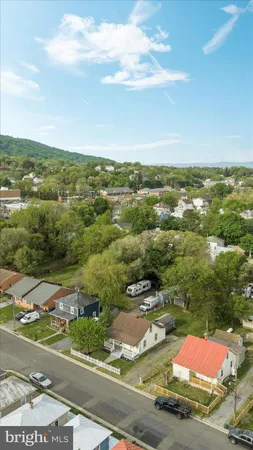 $299,900 | 325 Ritenour Street, Front Royal, VA 22630