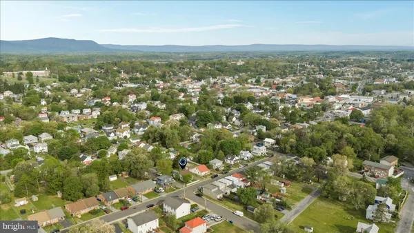 $299,900 | 325 Ritenour Street, Front Royal, VA 22630