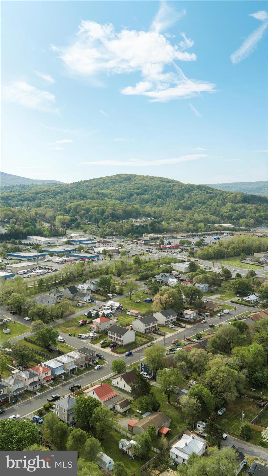 325 Ritenour Street Front Royal, VA 22630 - Photo 37 of 51 DJI_20260416090913_0288_D_325 Ritenour St - Absolu
