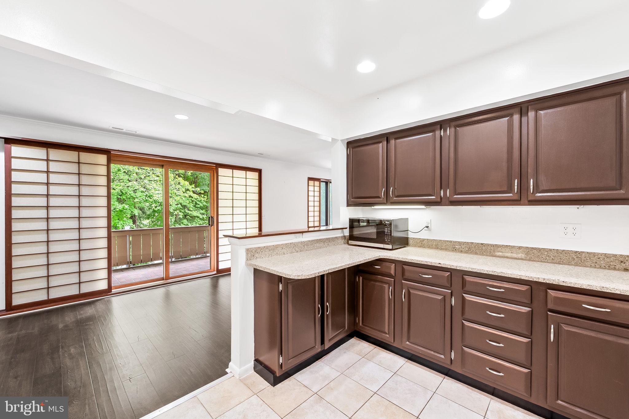 108 Cross Keys Road, Unit R108D Baltimore, MD 21210 - Photo 37 of 37 open floor plan