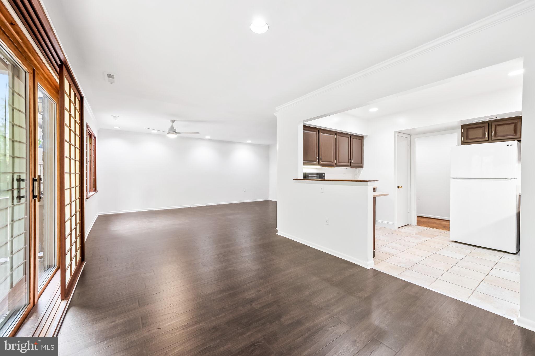 108 Cross Keys Road, Unit R108D Baltimore, MD 21210 - Photo 10 of 37 open concept