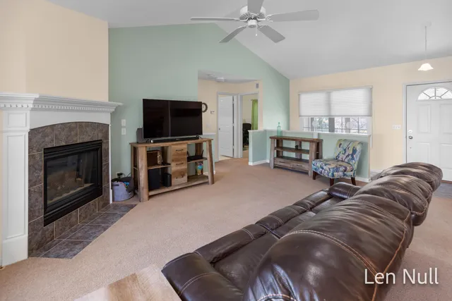 $439,900 | 6629 Jousma Court Southeast, Caledonia, MI 49316