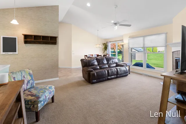 $439,900 | 6629 Jousma Court Southeast, Caledonia, MI 49316