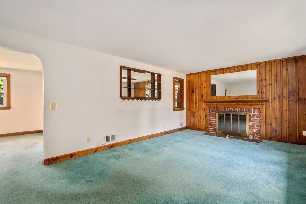 502 Concord Road Sudbury, MA 01776 - Photo 5 of 35