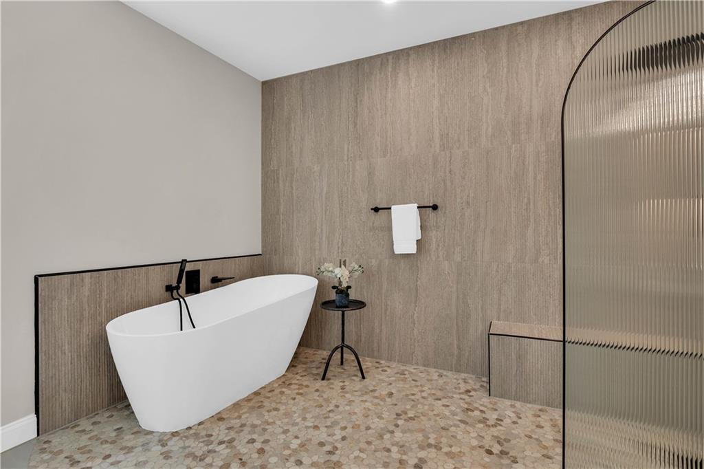 2796 Arborcrest Drive Decatur, GA 30033 - Photo 32 of 36