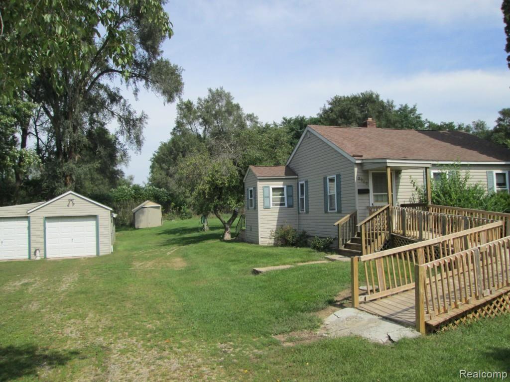 3040 Reeder Road Clarkston, MI 48346 - Photo 16 of 19 Clarkston 035.jpg