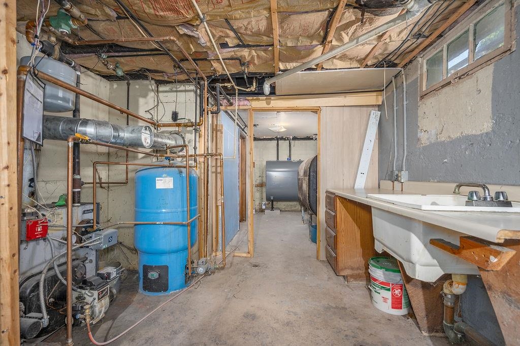 15 Yale Street Rochester, NH 03867 - Photo 22 of 29 Gallery Image 22