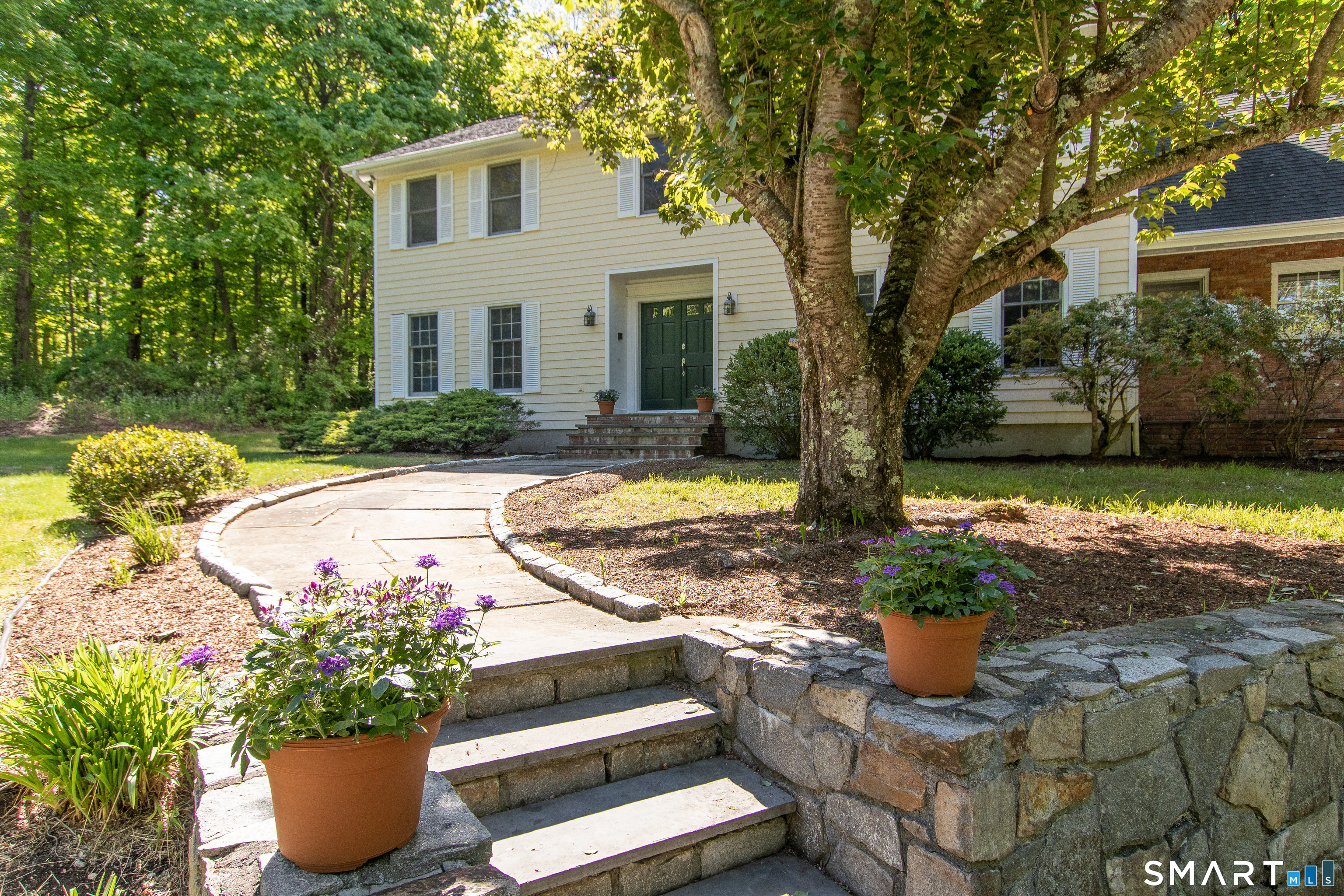 44 High Ridge Road Redding, CT 06896 - Photo 2 of 30