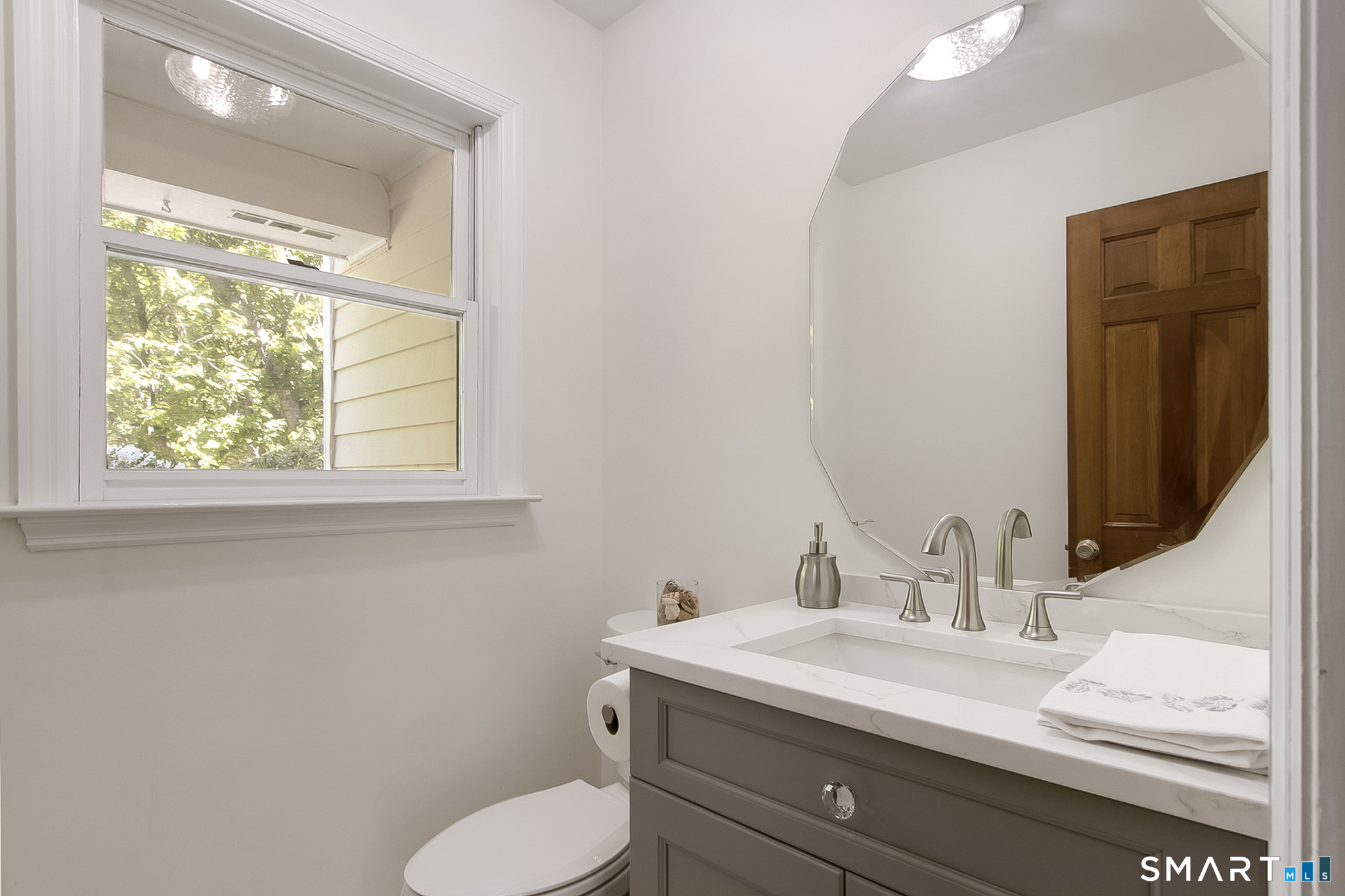 44 High Ridge Road Redding, CT 06896 - Photo 24 of 30