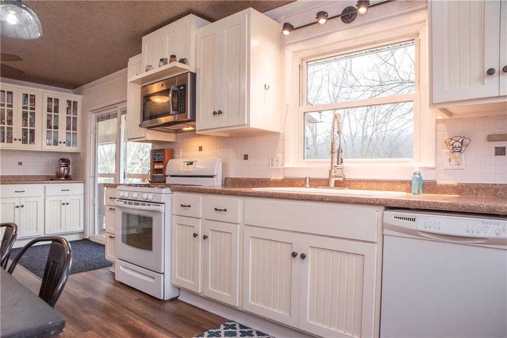 9950 West Howard Road Bloomington, IN 47404 - Photo 3 of 53