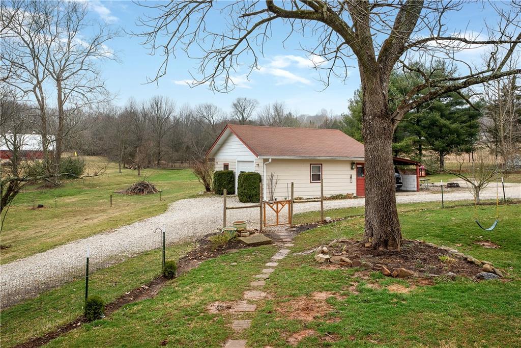 9950 West Howard Road Bloomington, IN 47404 - Photo 45 of 53