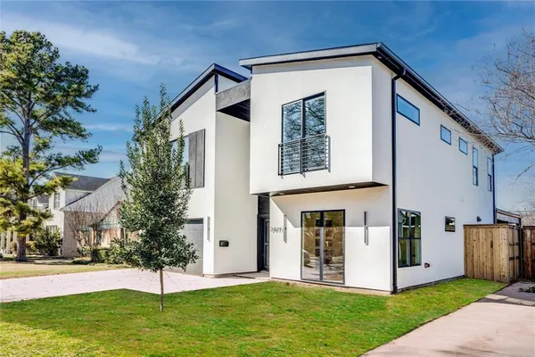 $10,000 | 3611 South Versailles Avenue, Dallas, TX 75209