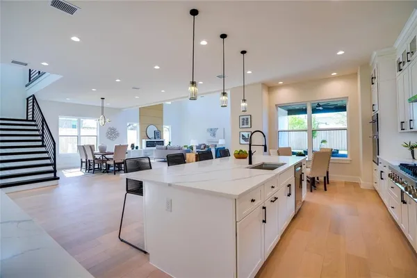 $10,000 | 3611 South Versailles Avenue, Dallas, TX 75209