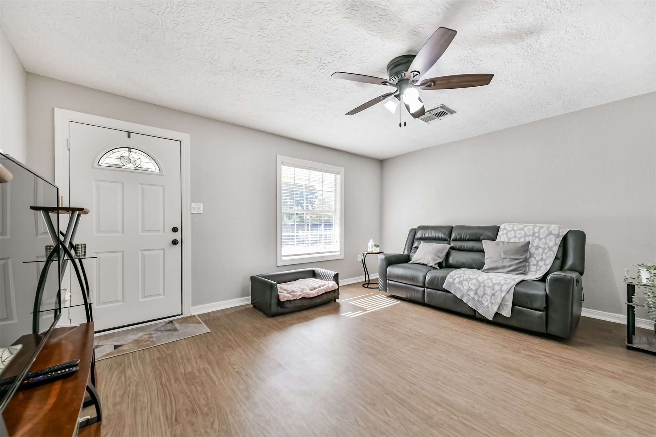 3015 Fern Street Pasadena, TX 77503 - Photo 6 of 18