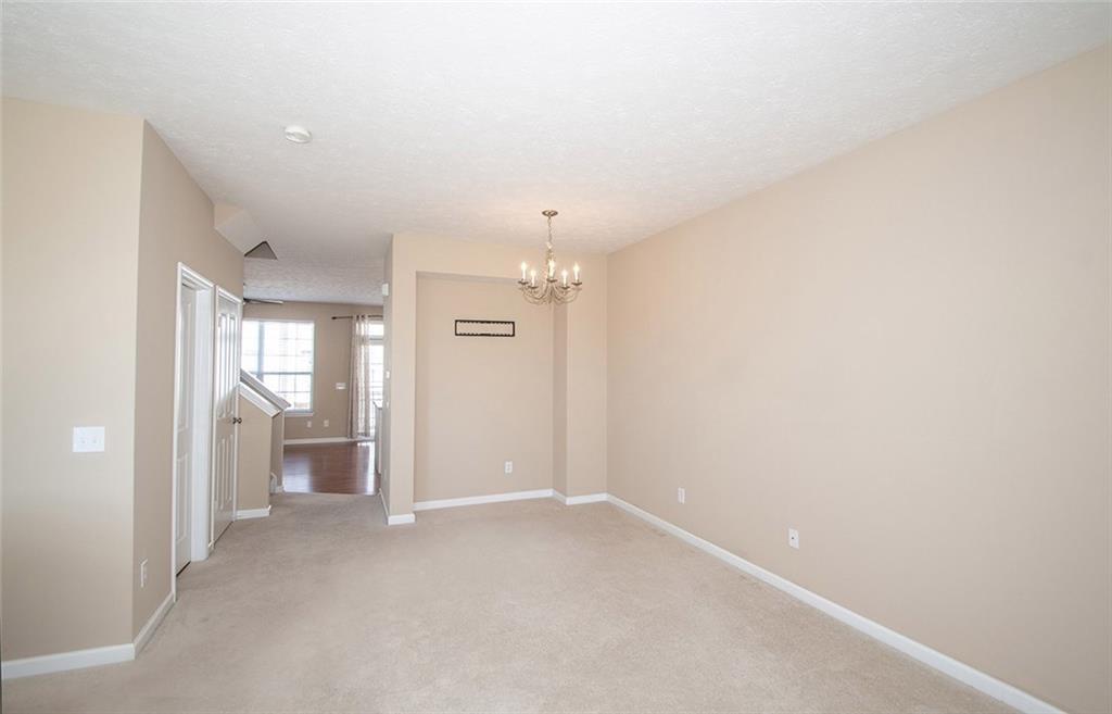 423 Windham Pass Carmel, IN 46032 - Photo 2 of 29