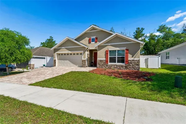 $377,400 | 107 Park Hurst Lane, DeLand, FL 32724