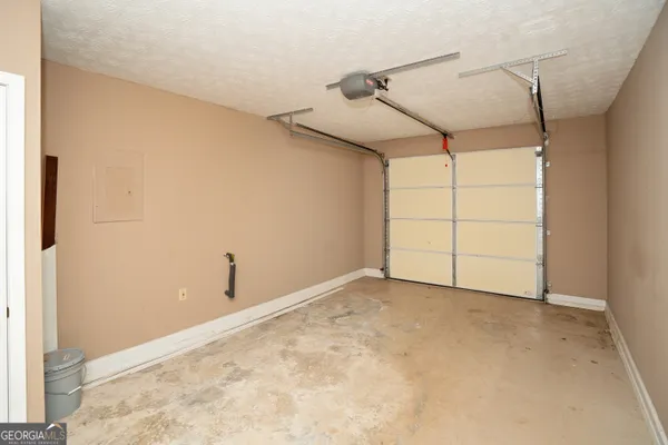 $259,900 | 130 Nicki Court, Hampton, GA 30228