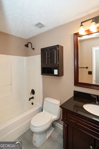 $263,000 | 130 Nicki Court, Hampton, GA 30228