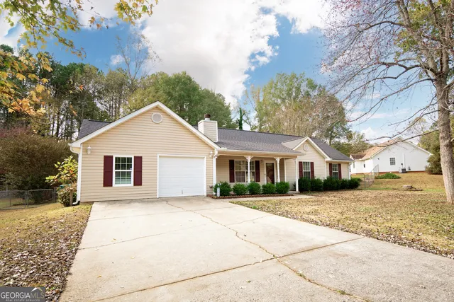 $263,000 | 130 Nicki Court, Hampton, GA 30228