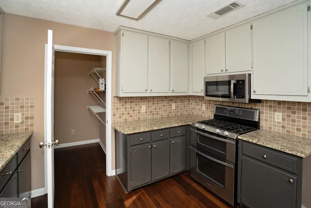 $263,000 | 130 Nicki Court, Hampton, GA 30228