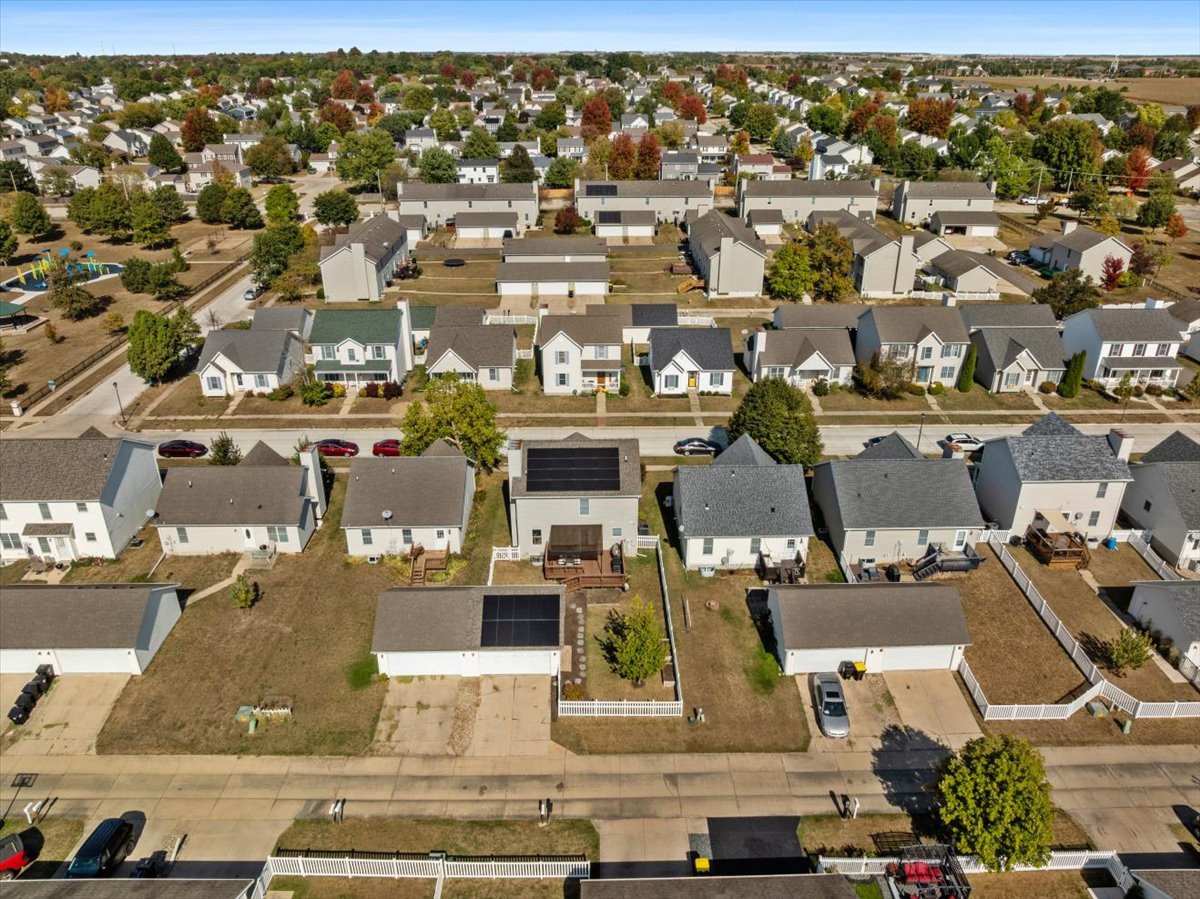 1107 Bull Street Normal, IL 61761 - Photo 4 of 46