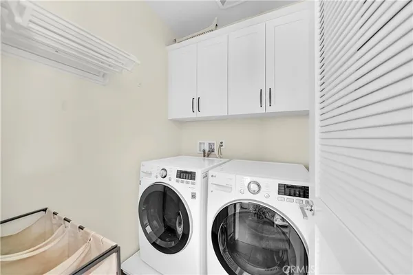 $1,899,000 | 2105 Two Harbors Circle, Costa Mesa, CA 92627