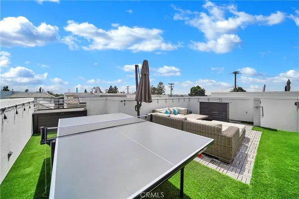 $1,899,000 | 2105 Two Harbors Circle, Costa Mesa, CA 92627