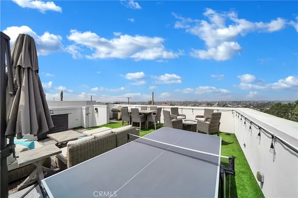 $1,899,000 | 2105 Two Harbors Circle, Costa Mesa, CA 92627