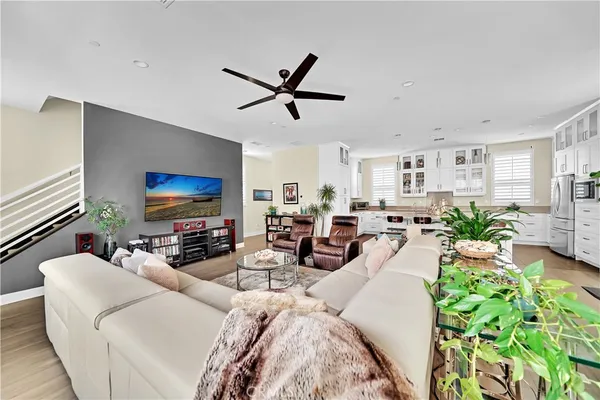 $1,899,000 | 2105 Two Harbors Circle, Costa Mesa, CA 92627