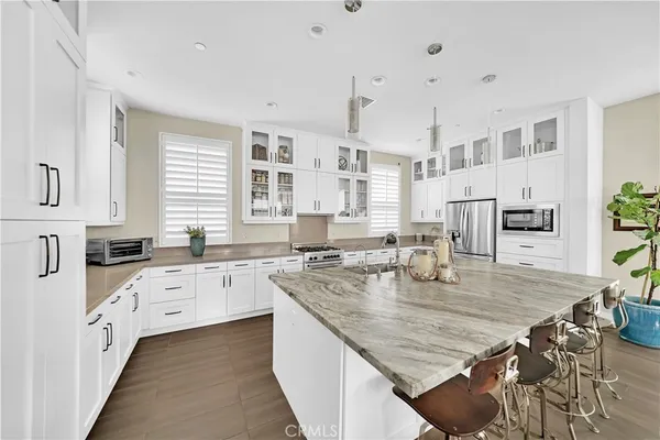 $1,899,000 | 2105 Two Harbors Circle, Costa Mesa, CA 92627