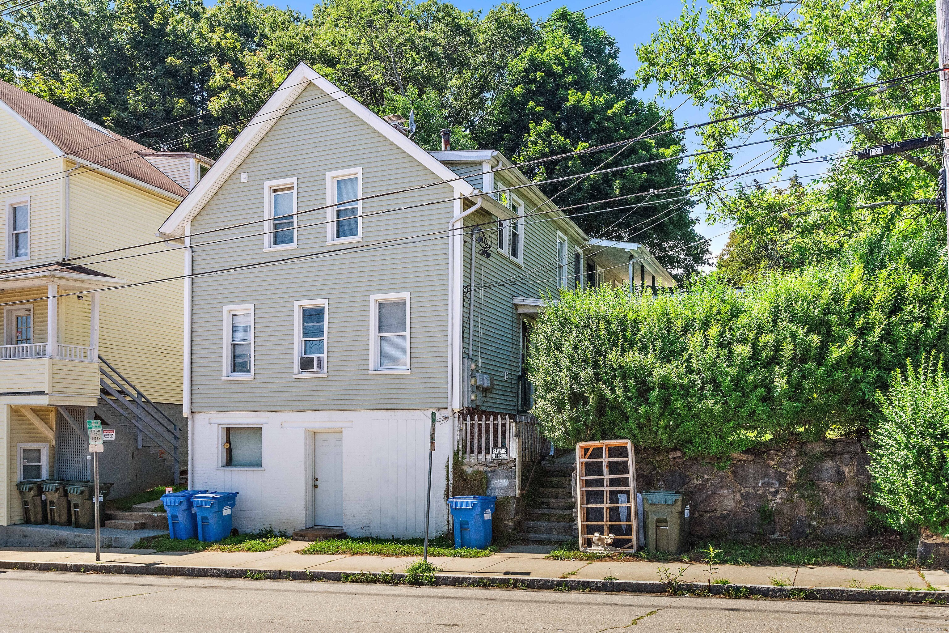 24 Central Avenue Norwich, CT 06360 - Photo 11 of 21