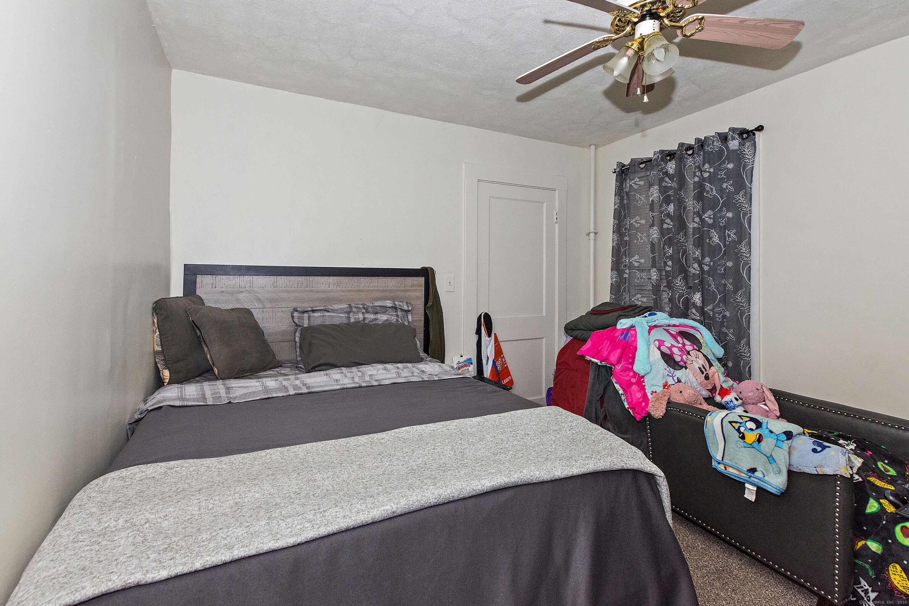 24 Central Avenue Norwich, CT 06360 - Photo 16 of 21