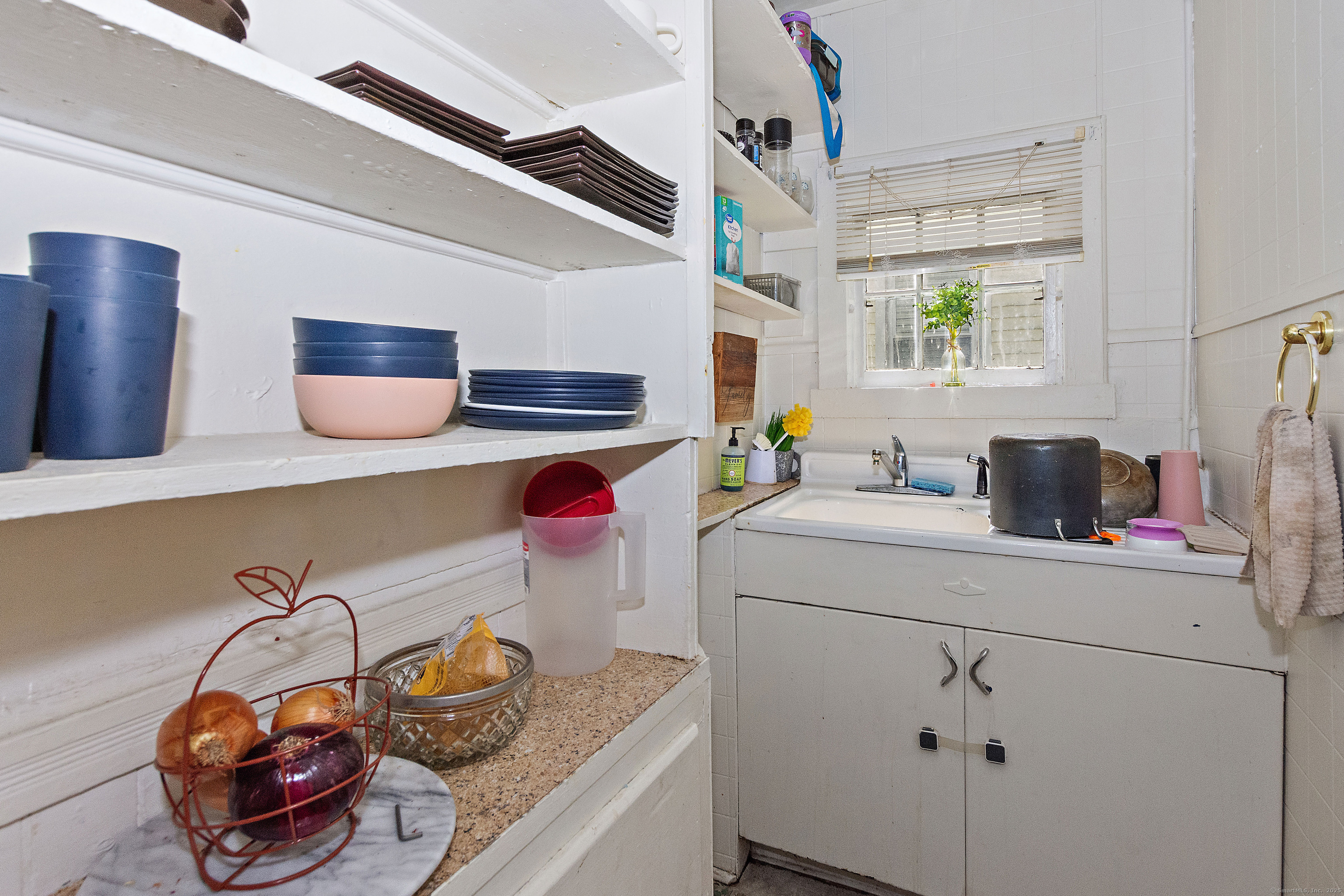 24 Central Avenue Norwich, CT 06360 - Photo 18 of 21