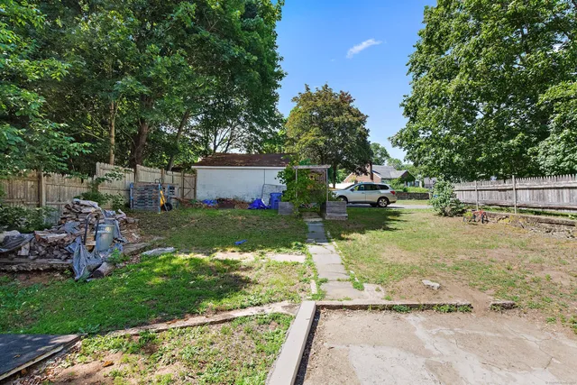 $369,000 | 24 Central Avenue, Norwich, CT 06360