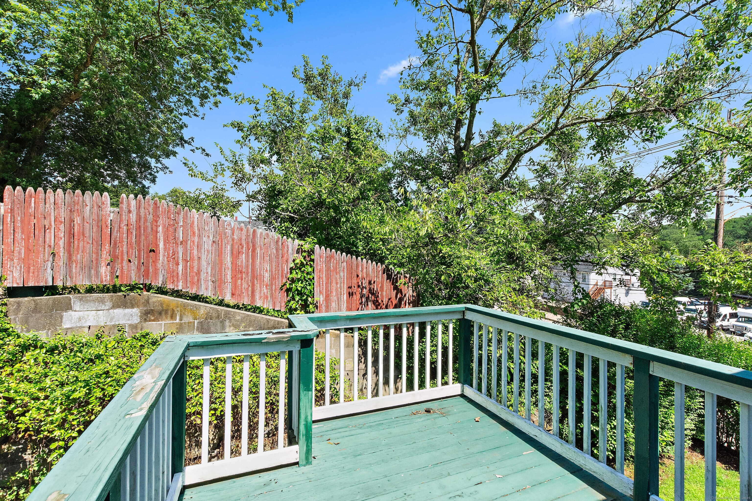 24 Central Avenue Norwich, CT 06360 - Photo 3 of 21