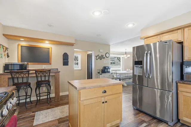 $224,900 | 227 East 2nd Street, Blue Earth, MN 56013